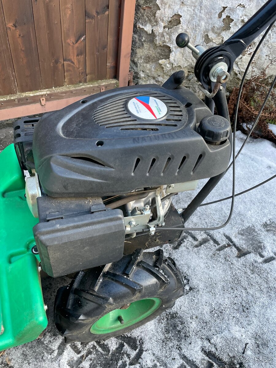 Bubnová sekačka BDR 581 Motor Jikov - 2