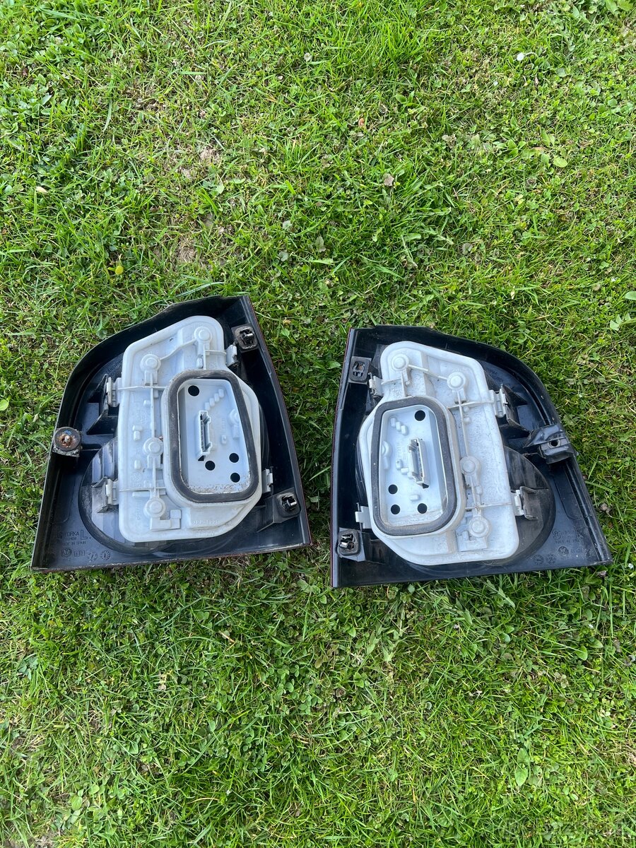 VW POLO 9N Zadní světla - 2