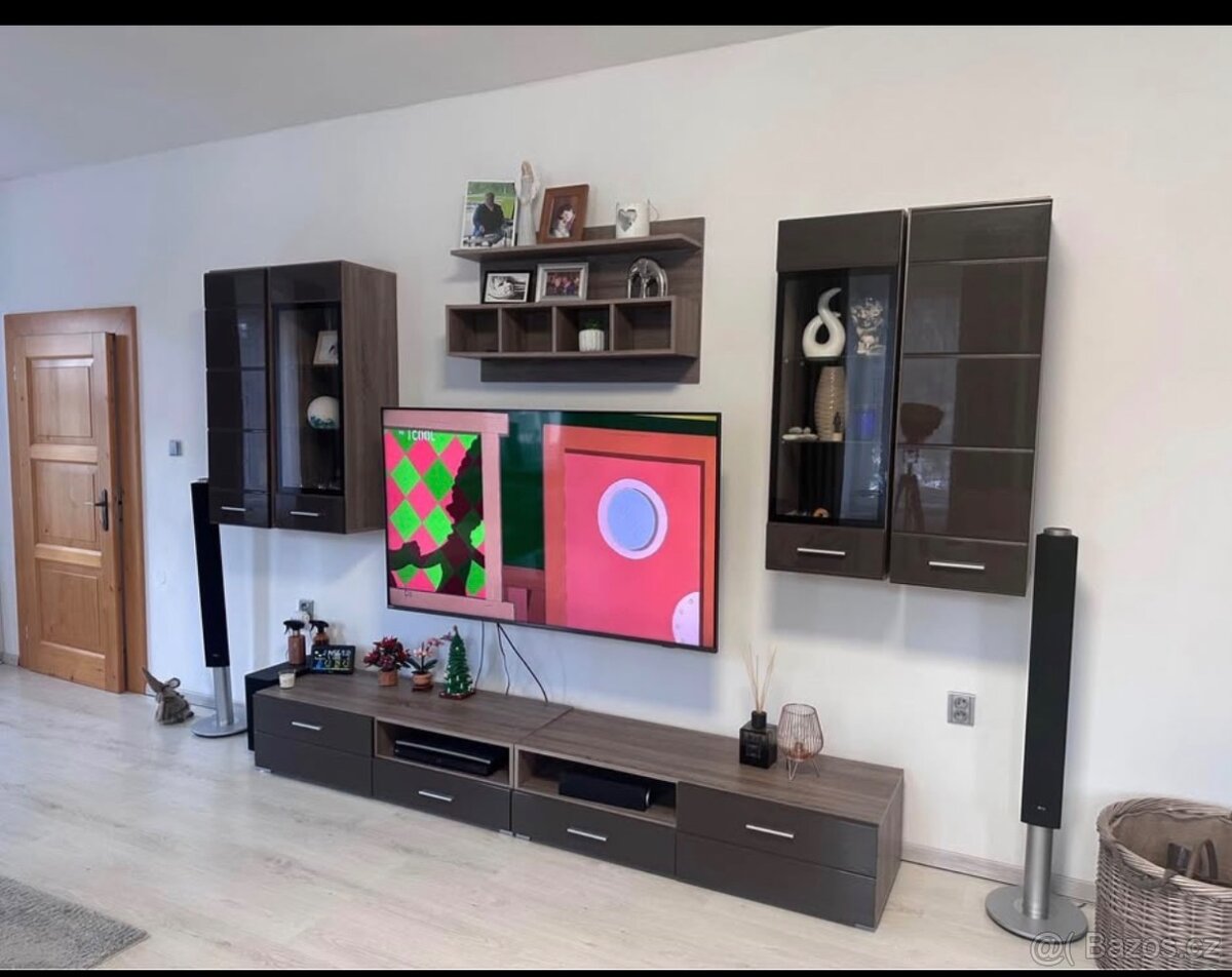 Obývací stěna - 2