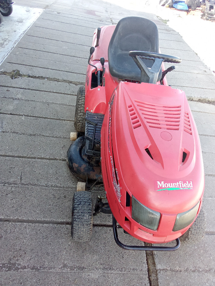 Zahradní traktor MANUÁL 5+1 102cm díly nebo celek - 2