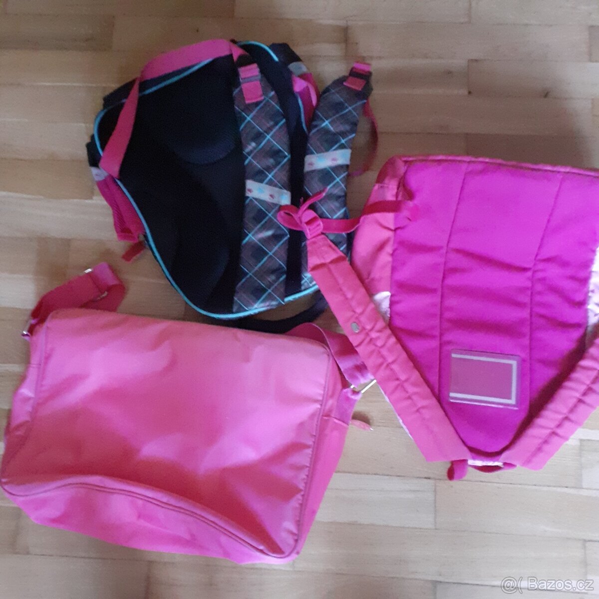 2 batohy a taska - 2