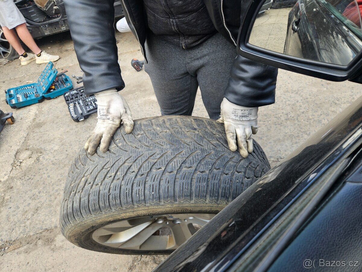 Originální BMW X6 X5 kola e70 e71 255/50 R19 - 2