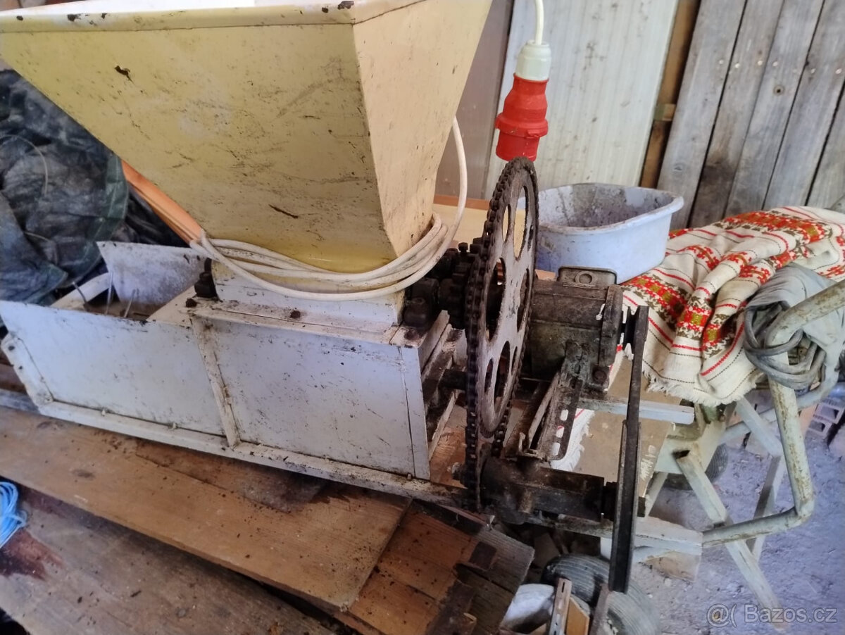 Lis na hrozny, elektromotor 380V - 2