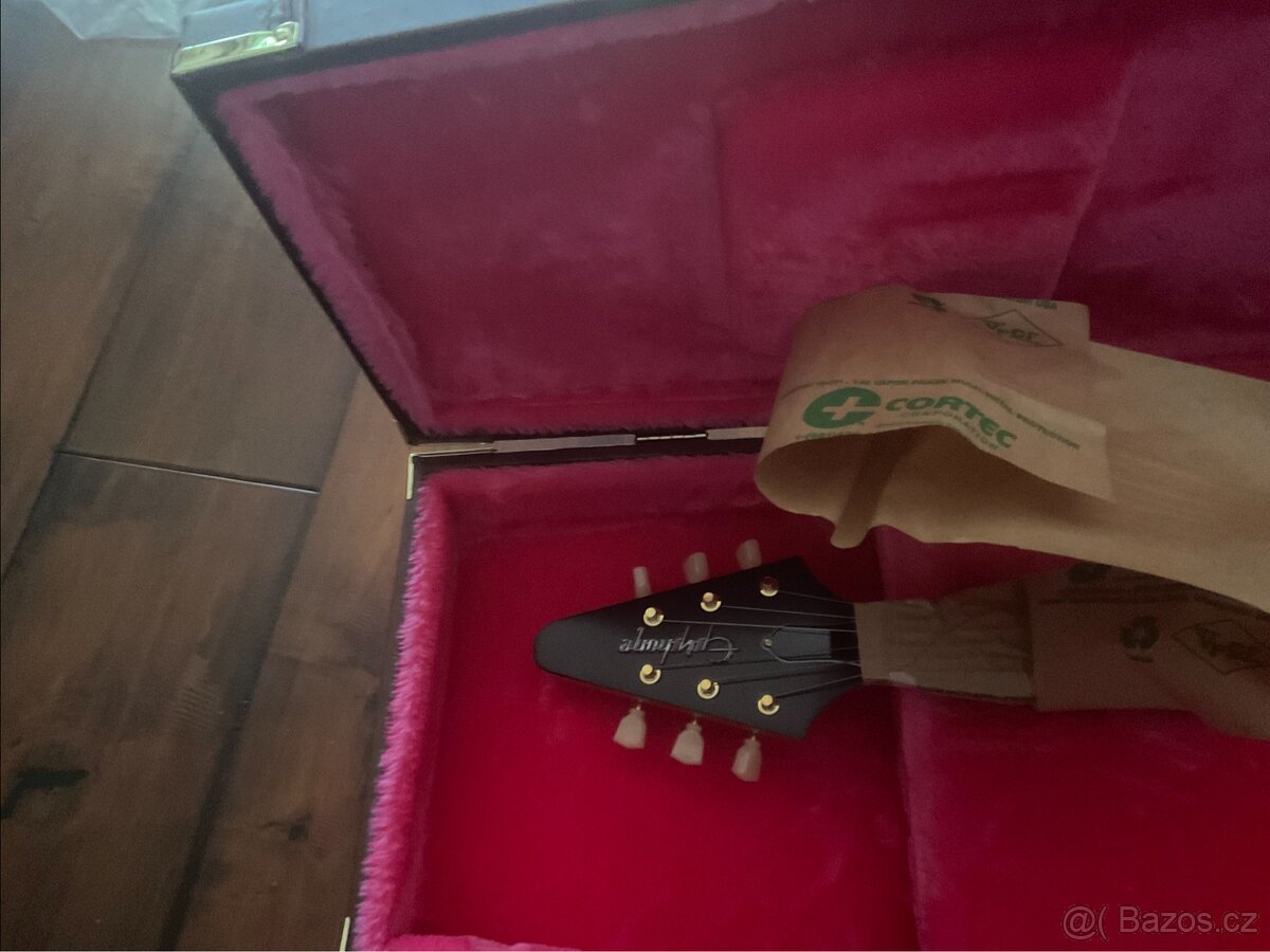 Epiphone made by gibson flying V corina - 2