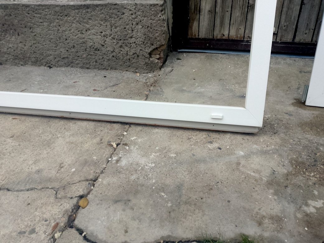 Plastové okno 148 x 173 cm, doprava - 2