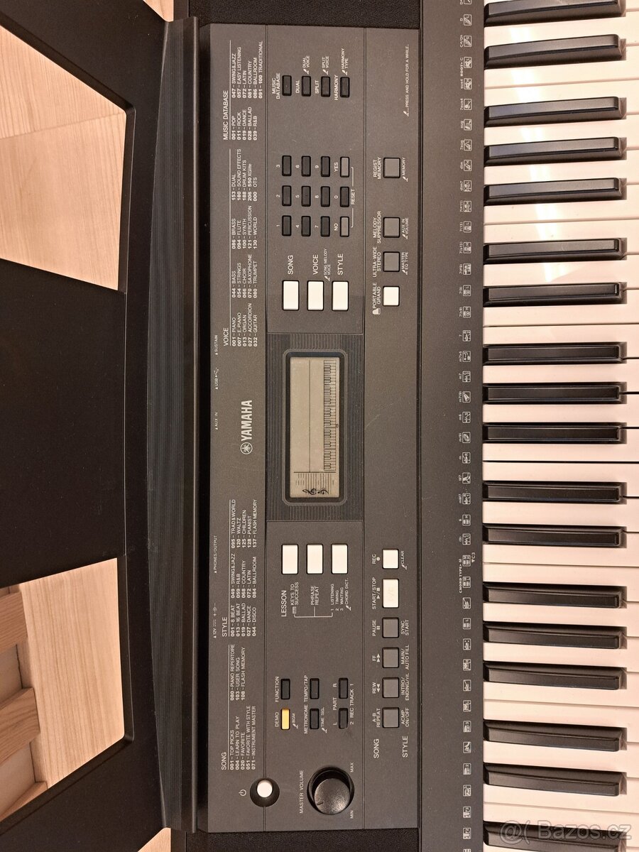 klávesy yamaha psr e343 - 2