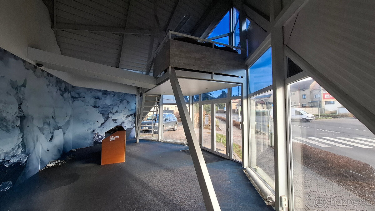 Pronájem prodejny v centru Ústí nad Orlicí - 2