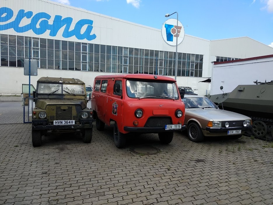 Land Rover Lightweight Series III - 2