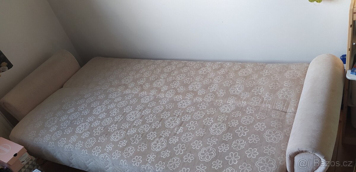 Pohovka rozkládací - 2