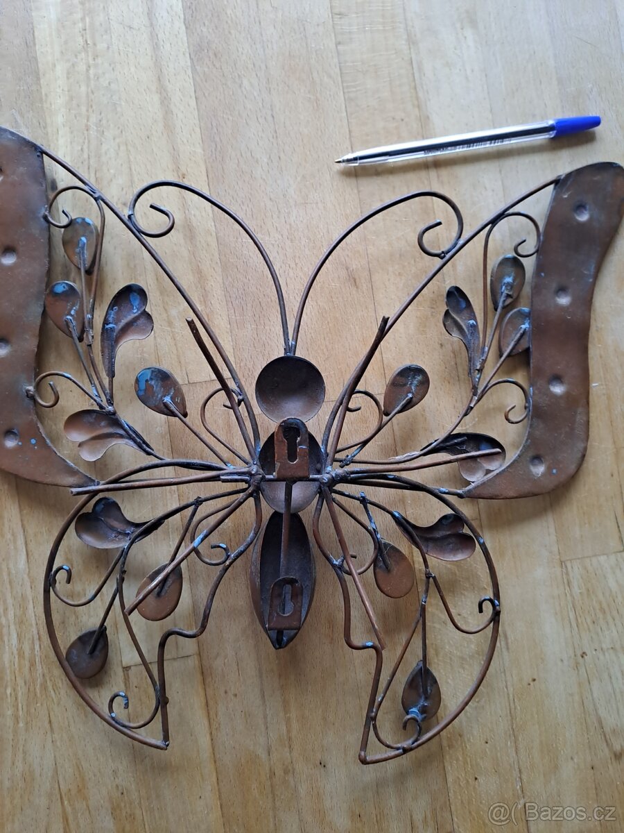 Motýl. Kovová dekorace na zeď. - 2
