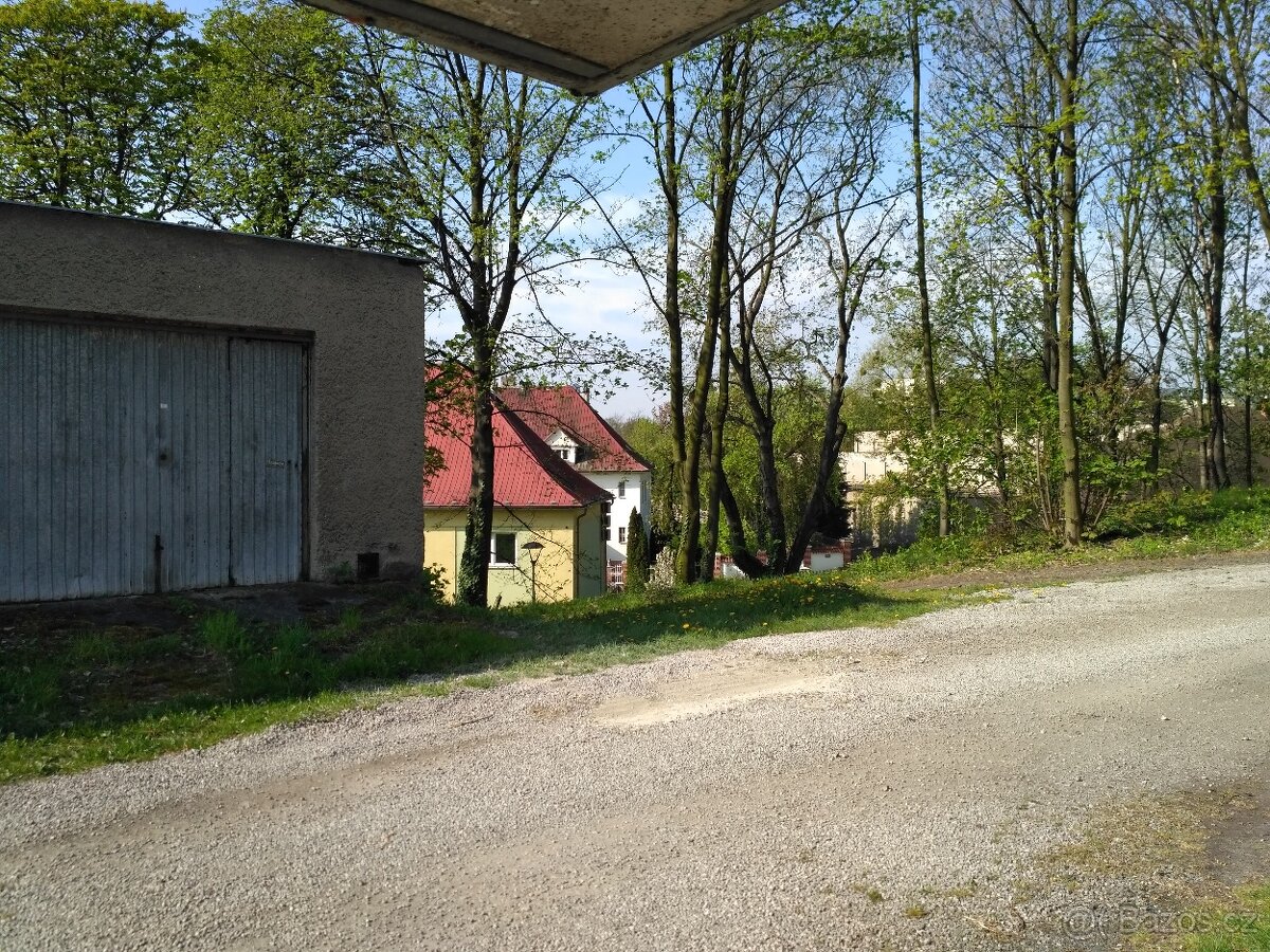 Pronájem garáže Ostrava centrum nad tankem 23m2 - 2