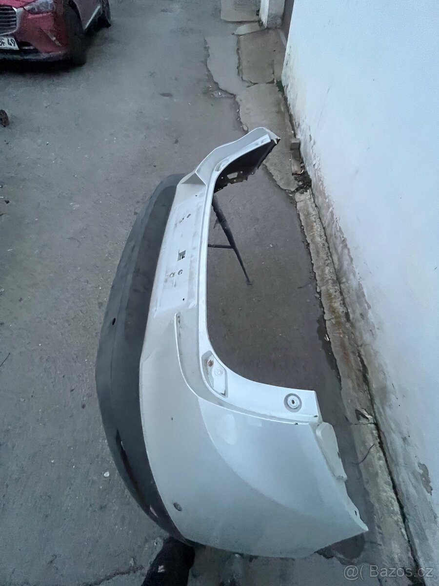 Zadní nárazník Mazda CX3 rok16 - 2