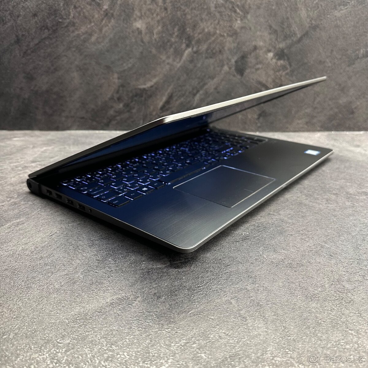 Dell Vostro (8GB | i5 | SSD 256GB) - 2