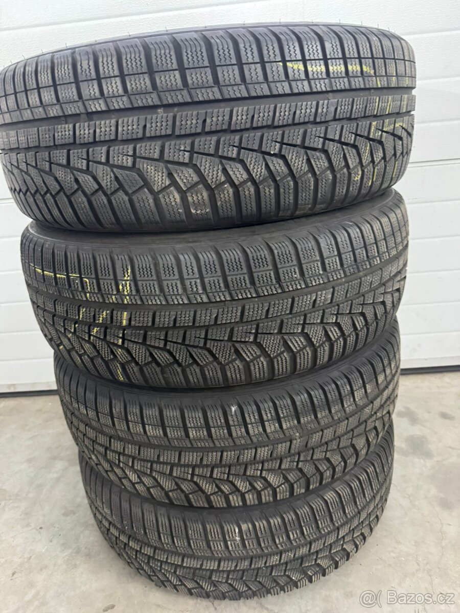 225/60 R18 zimní pneu Hankook - 2