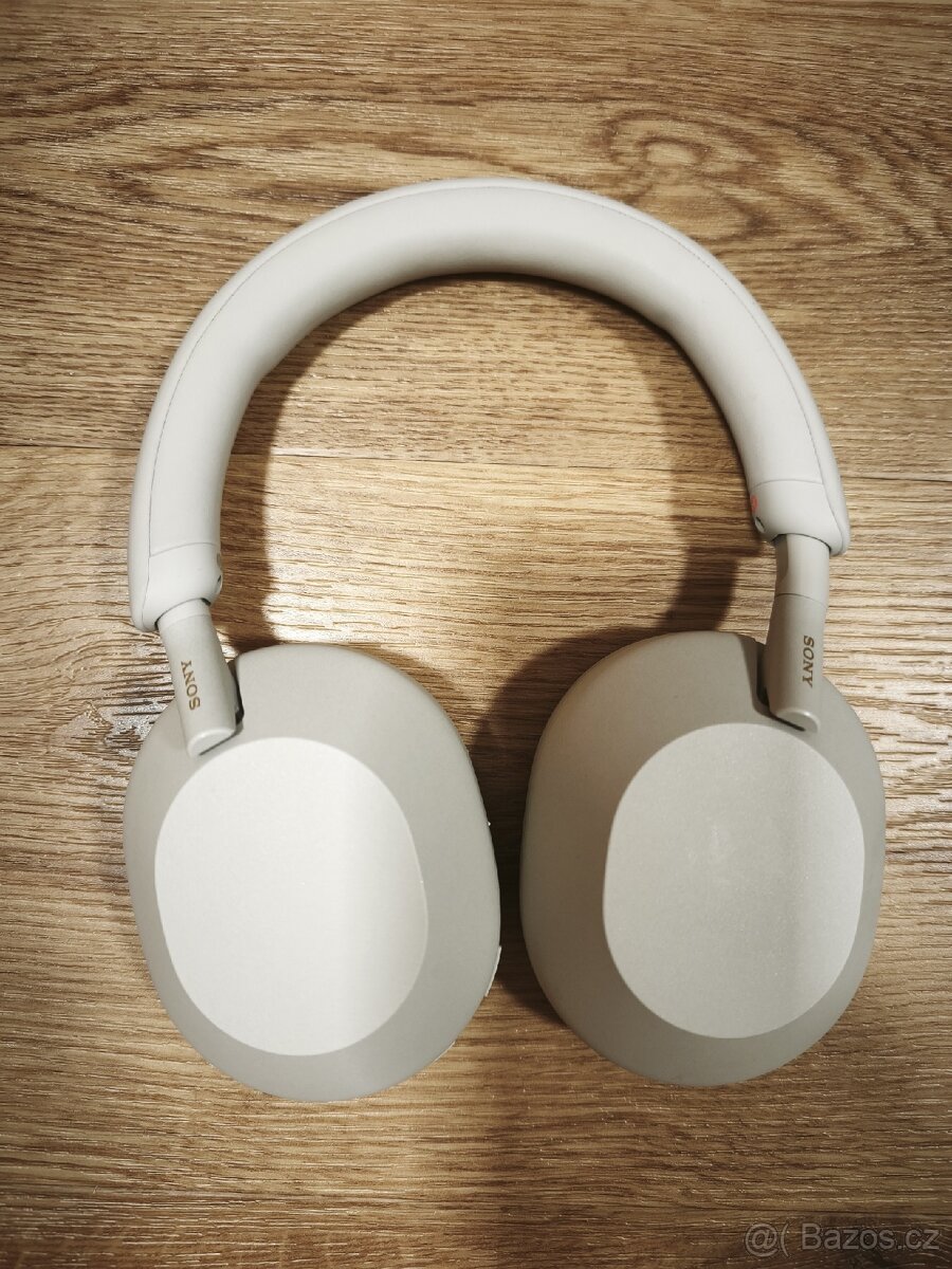 Sony WH-1000XM5 - 2
