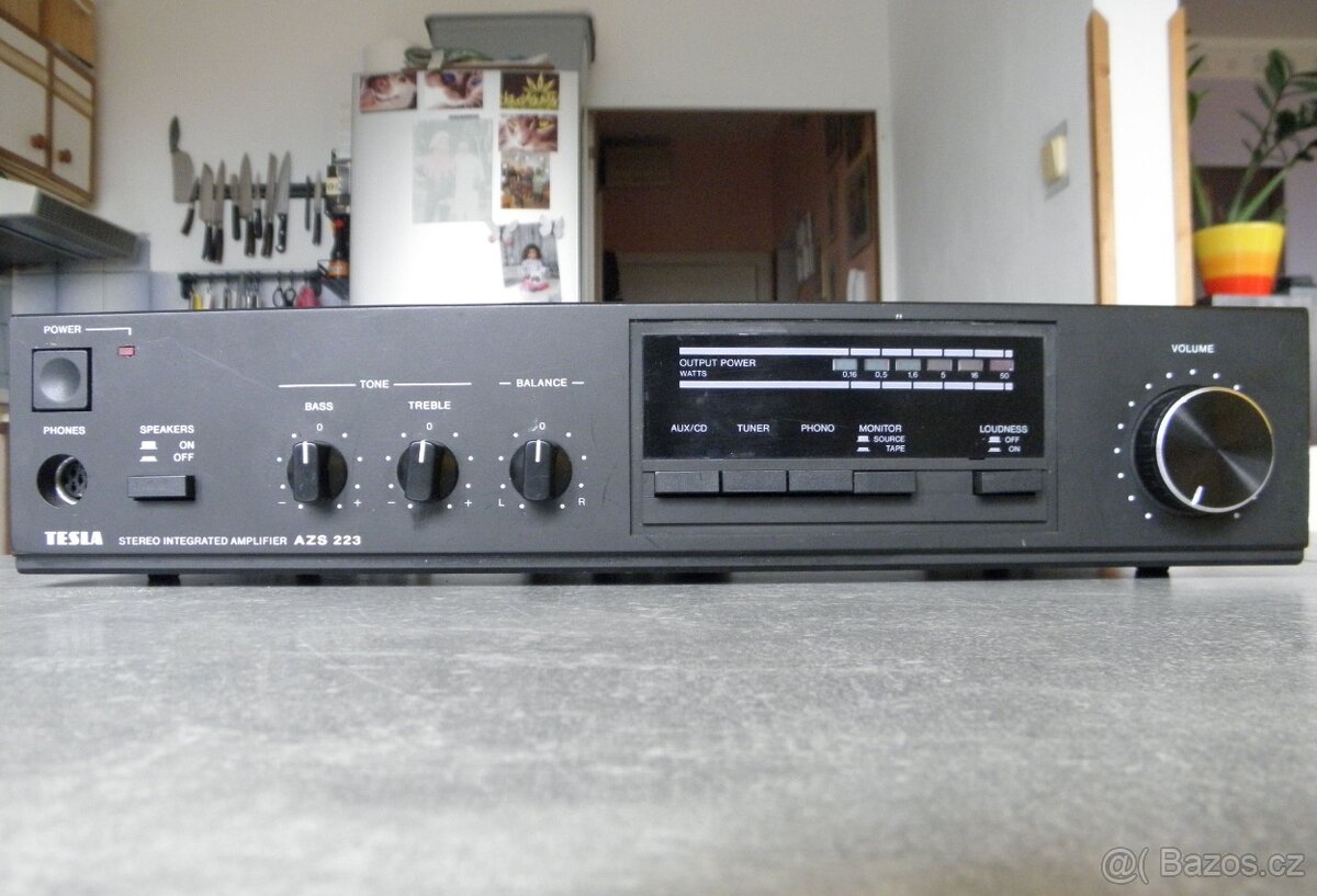 Tesla AZS 223 zesilovač - 2