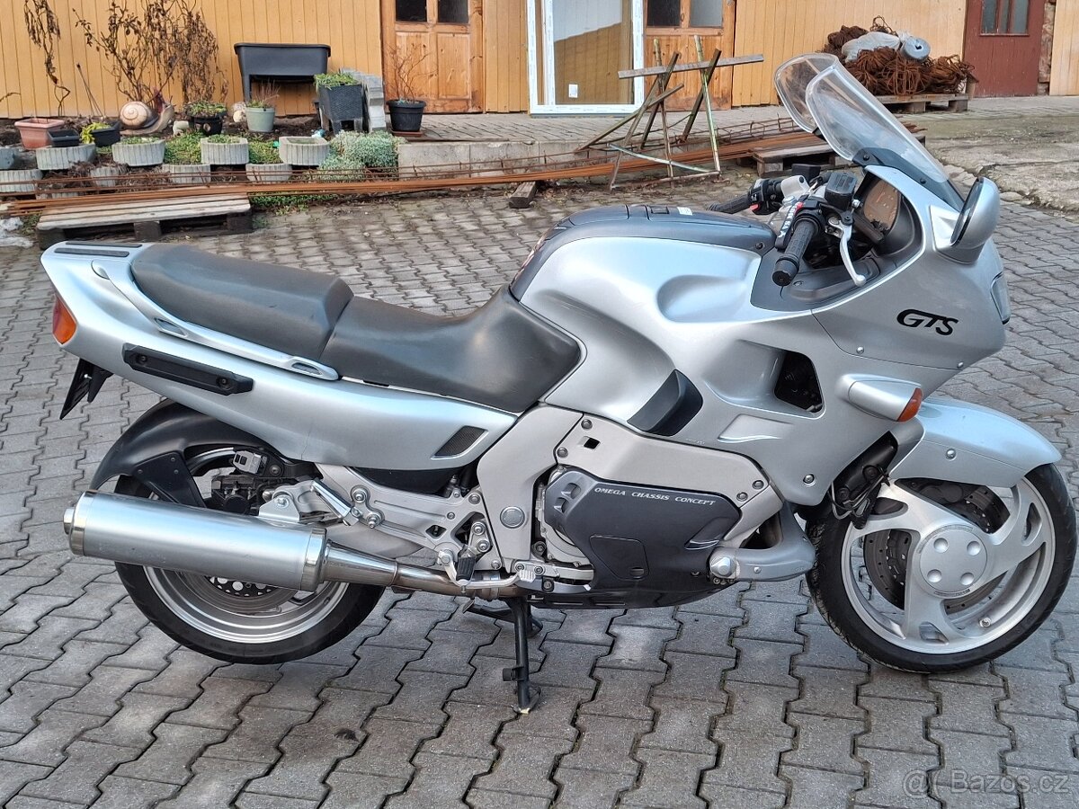 Yamaha GTS 1000 - 2