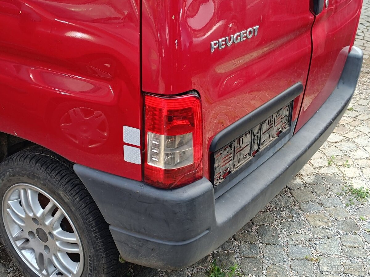 Peugeot Partner r.07 1.4 Náhradní díly - 2