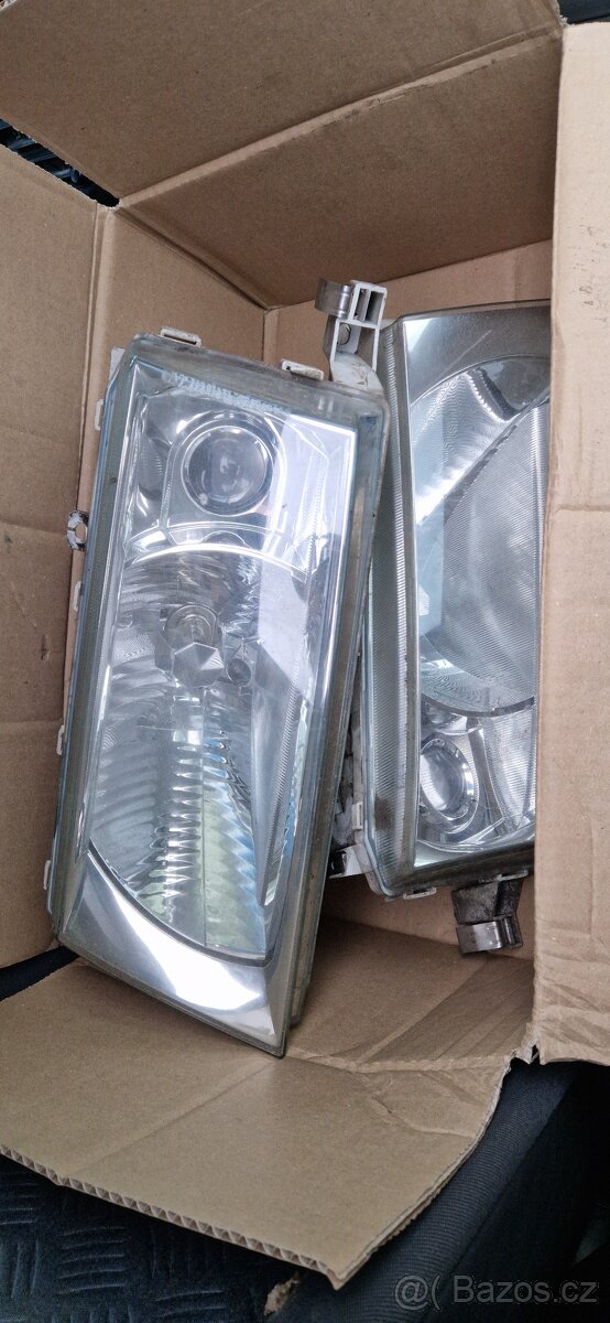Skoda Octavia I facelift přední světla 2x - 2
