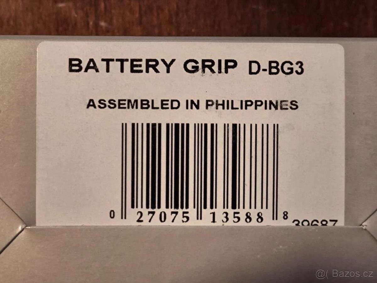 Pentax bateriový grip D-BG3 - 2
