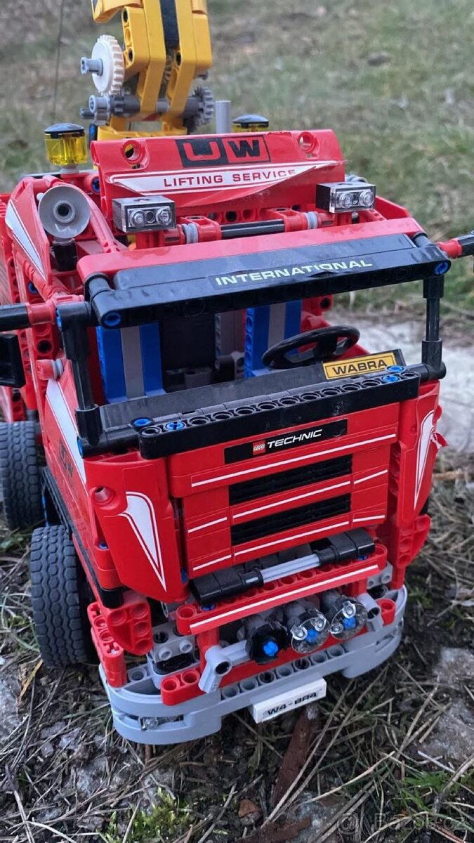 UW Lifting Service Technic - 2