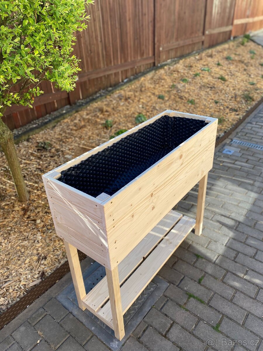 Vyvýšeny truhlík - 2