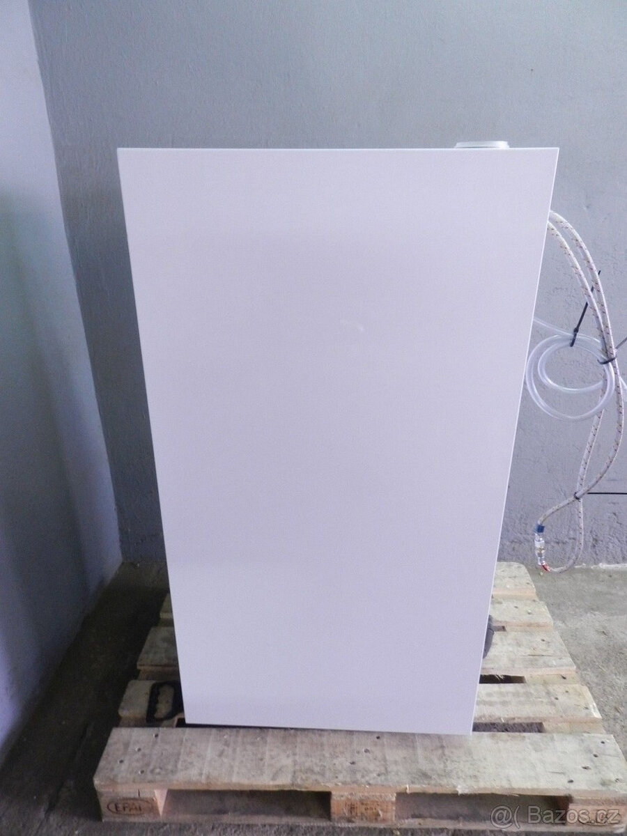 Vaillant icoVIT exclusiv VKO Dach 2563-7 olejový kondenzační - 2