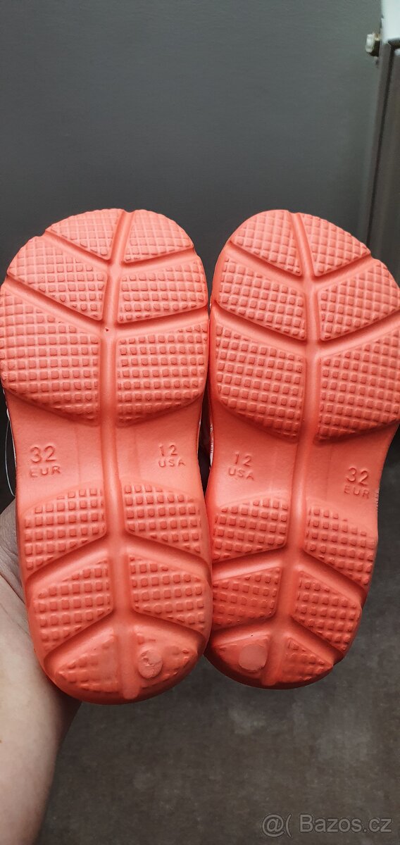 Nové pantofle dětské, vel.32 - 2