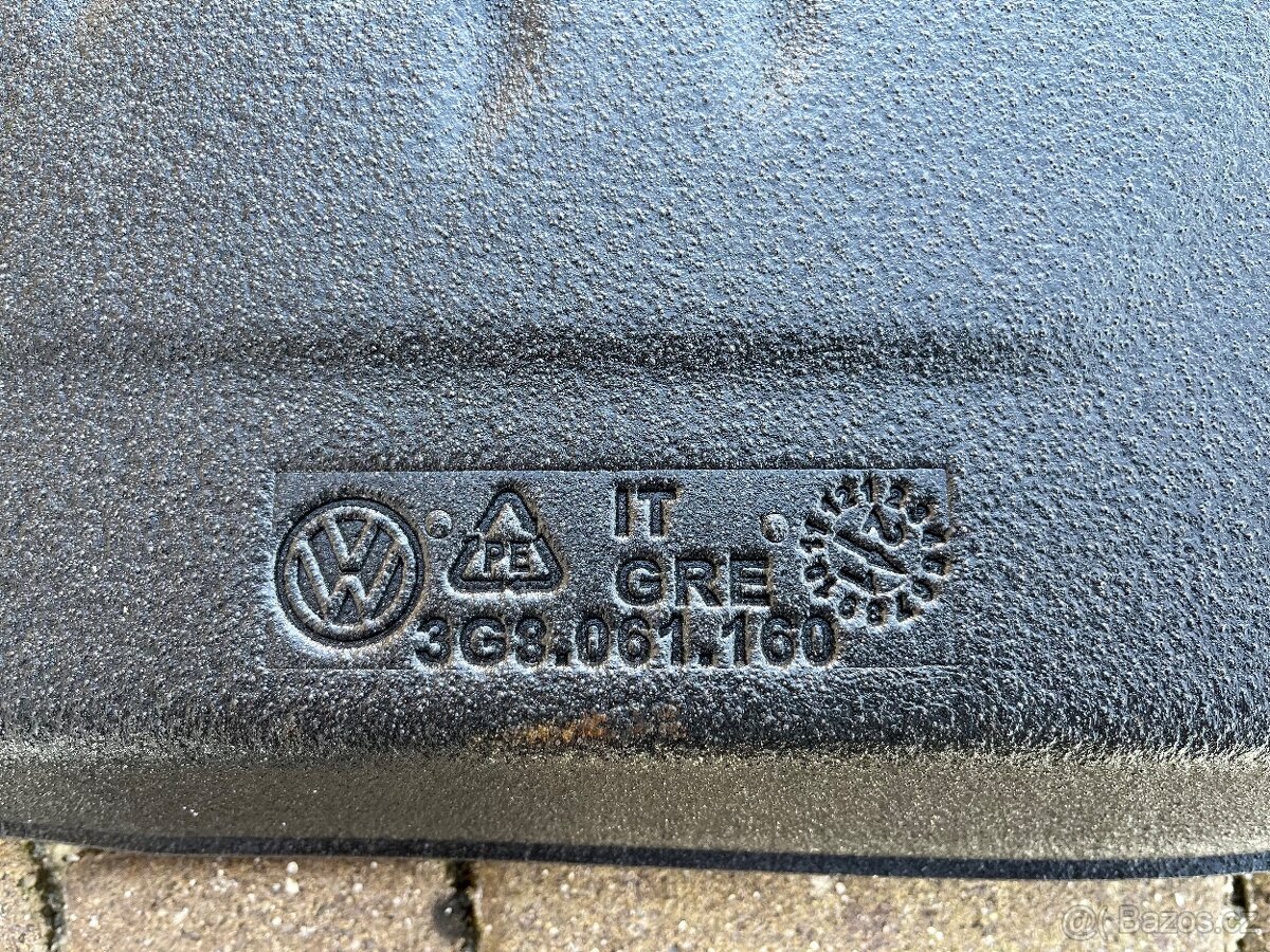 Originální vana zavazadlového prostoru ARTEON - 2