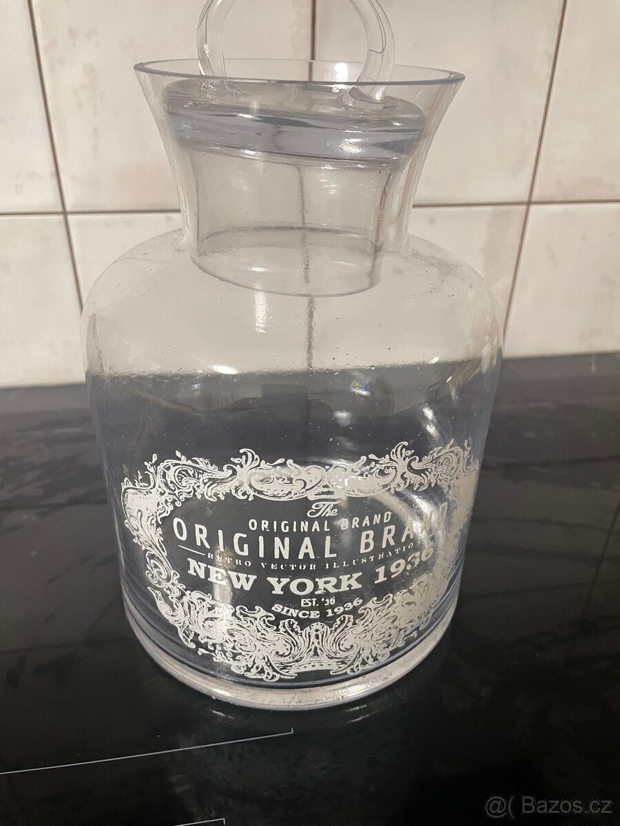 Skleněná karafa - 2