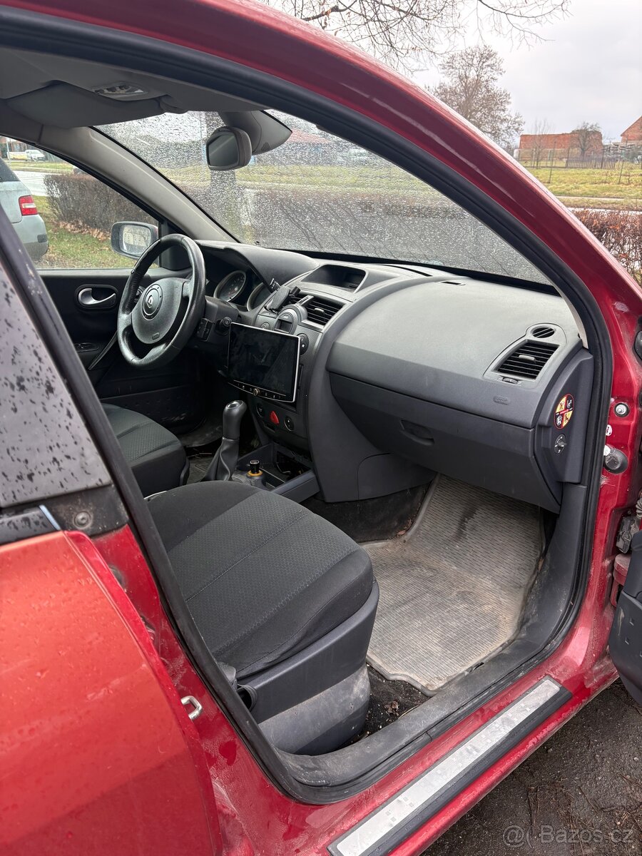 Renault Megane 1.6 82 kW LPG - 2