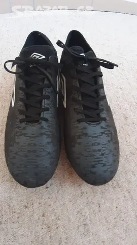 Kopačky UMBRO FORMATION II FG - 2