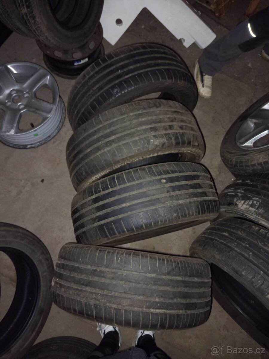 Letní pneu Fulda 215/55R16 - 2