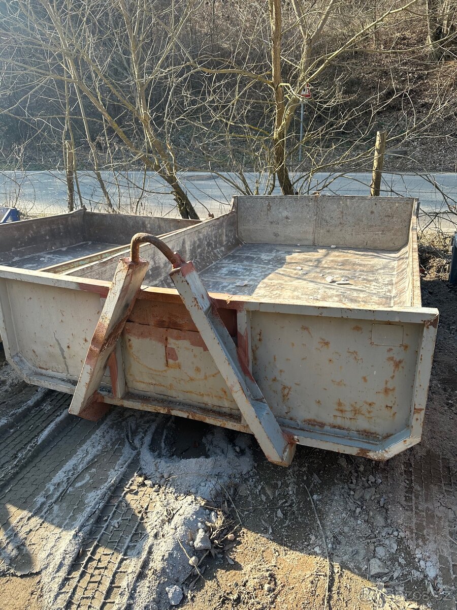 Hákový kontejner typ Avia - 2