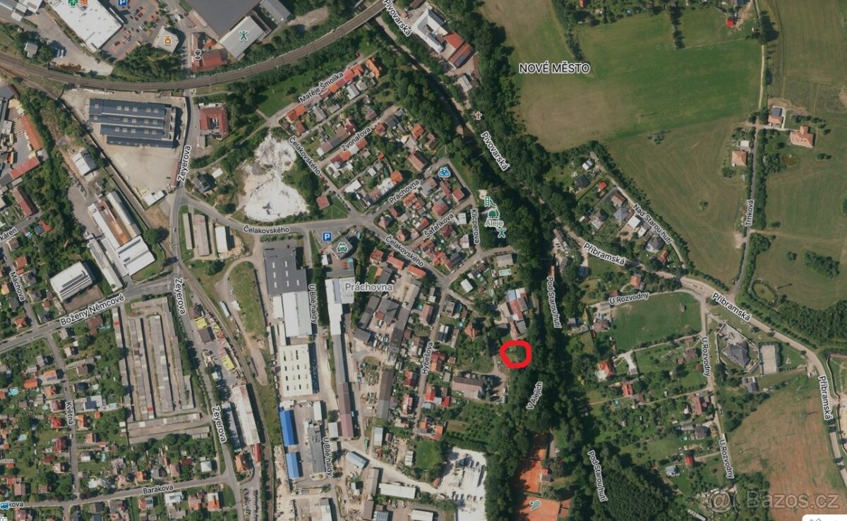 Pronájem části stavební parcely v Rokycanech - 2