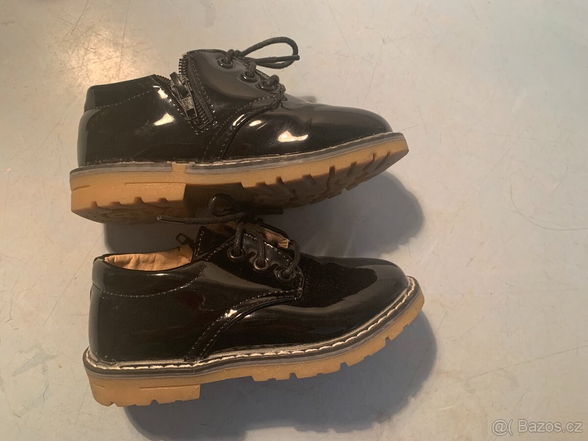 Dětské lakované botičky - 2