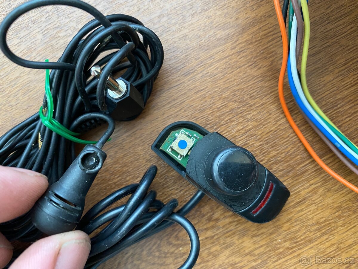 Parrot CK3000 Bluetooth hadnsfree do auta - 2