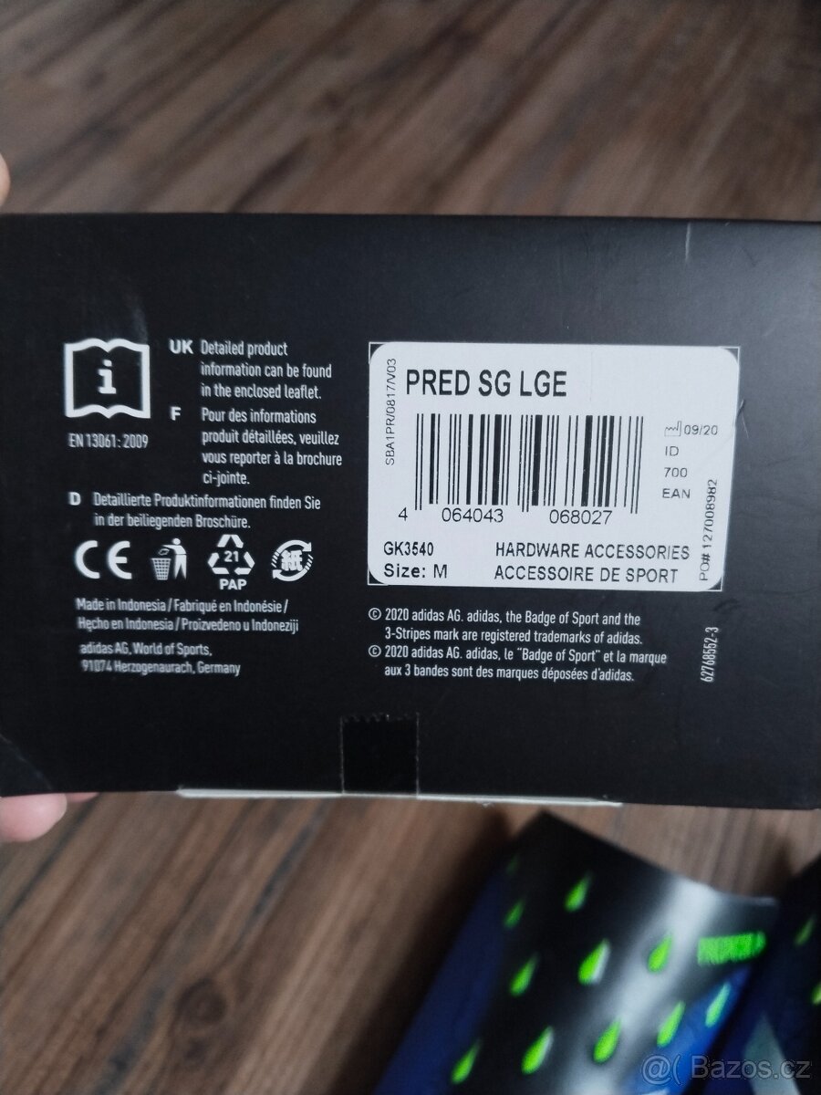 Fotbalové chrániče vel M - 2