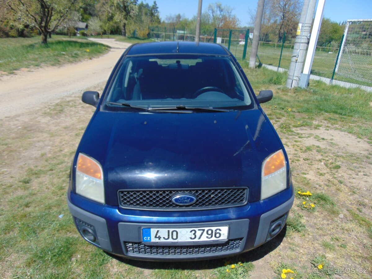 Ford Fusion - 2
