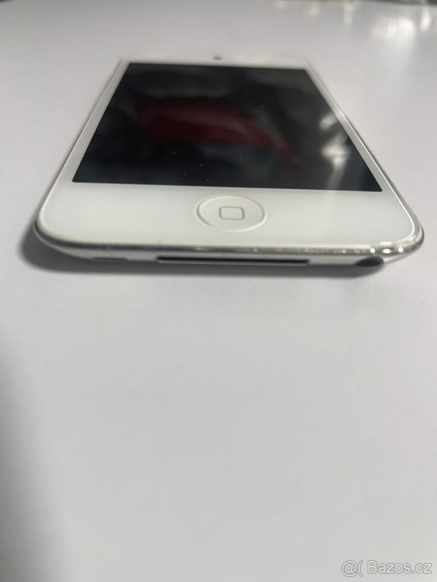 iPod Touch 32gb 4.gen - 2