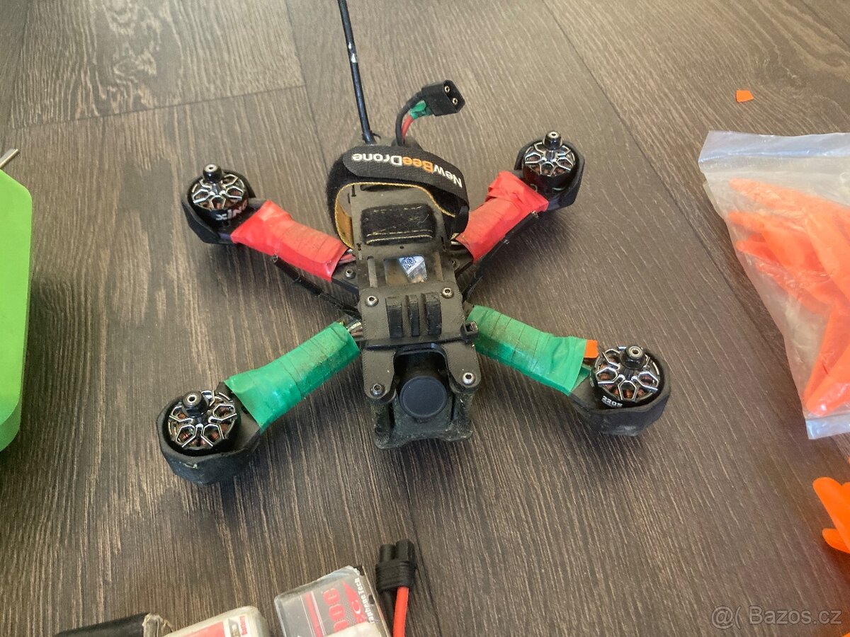 Prodám Fpv dron set kompletní s příslušenstvím - 2