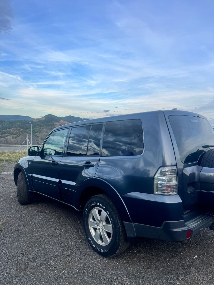 Prodám Mitsubishi Pajero - 2
