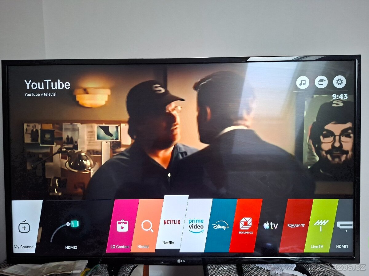 LG 4K Smart TV,109cm - 2