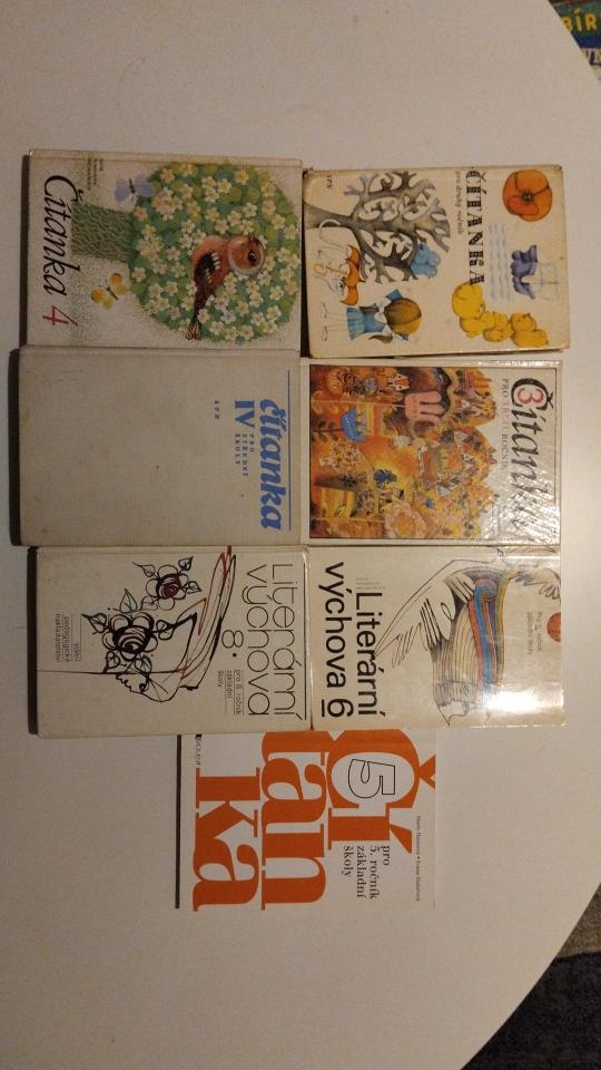 Učebnice různého stáří - 2