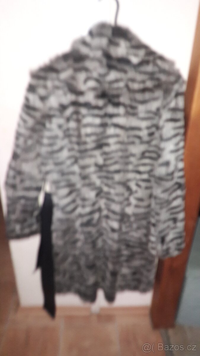 Bebe dívčí kožíšek s pravou kůží vel. XS - 2