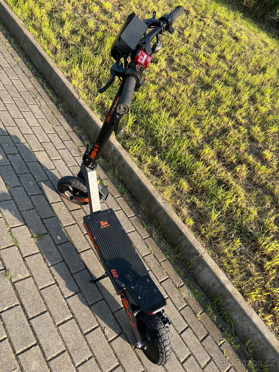 Elektrokoloběžka Kukirin G2 - 2