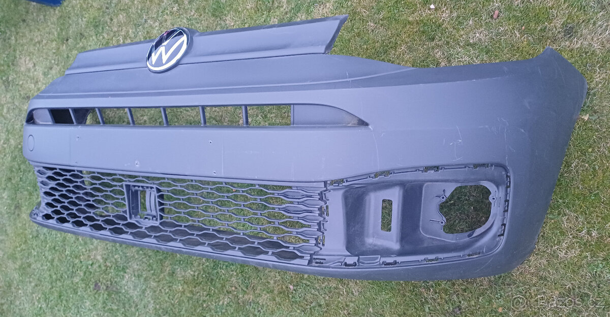 Přední nárazník VW CADDY 2K7807221 - 2