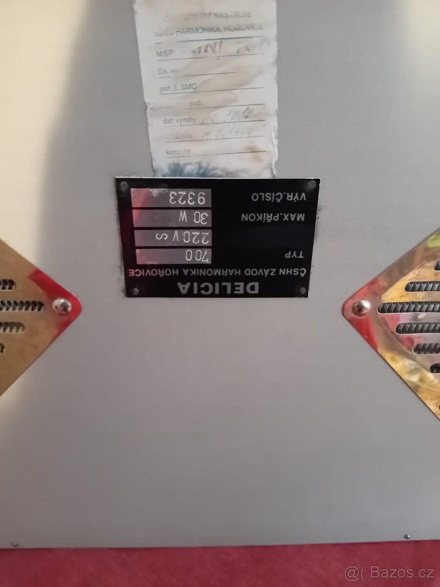 Elektrické harmonium DELÍCIA, typ 700 - 2