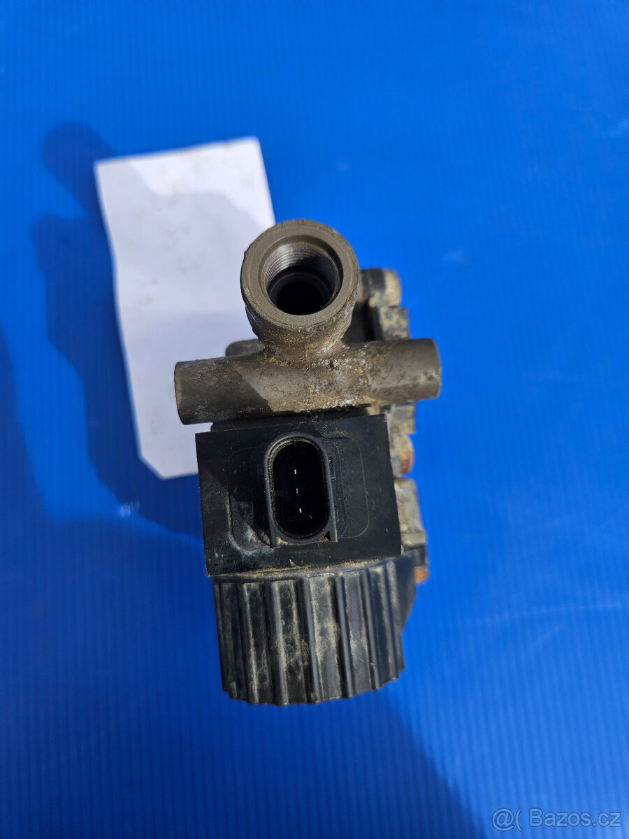 Ventil brzdového válce Renault T - 2