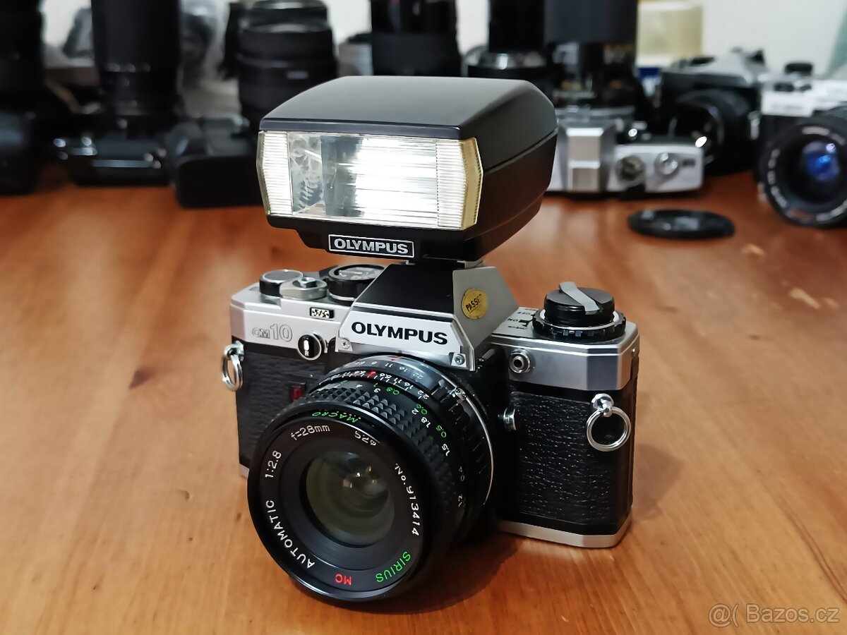 OLYMPUS OM-10 (Sirius MC Automatic 2,8/28mm) - 1979 - 2